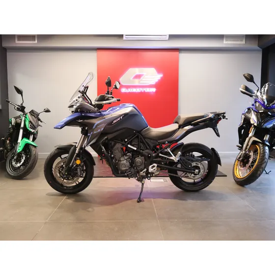 Qj Motor - Srt 550 Azul - Touring