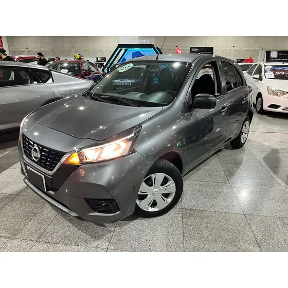 Nissan March 5p Sense L4/1.6 Man