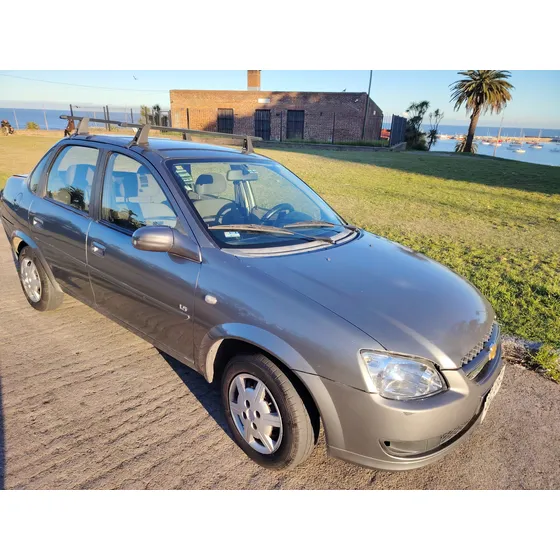 Chevrolet Corsa Sedan