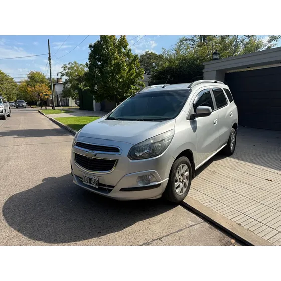 Volkswagen Suran 1.6 Imotion Highline 110cv