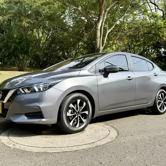 Nissan Versa 2022 1.6 Sense