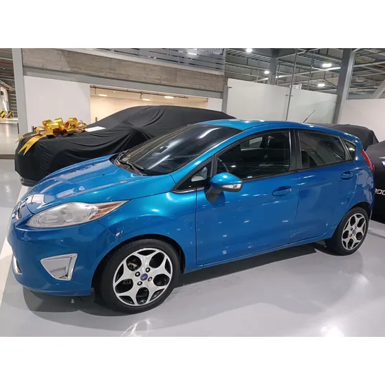 Ford Fiesta 1.6 Hatchback Mecánica