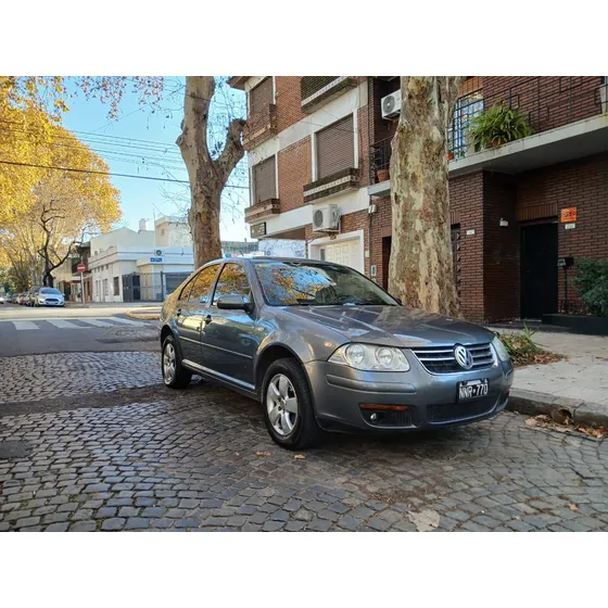 Volkswagen Bora 2.0 Trendline 115cv Tiptronic