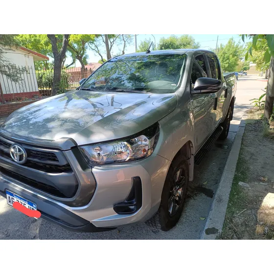 Toyota Hilux Pick-up 2.8 Cd Sr 204cv 4x4