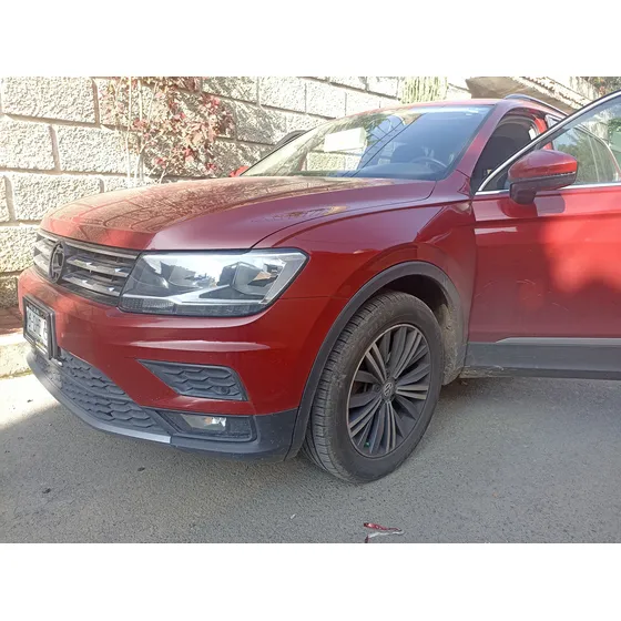 Volkswagen Tiguan 1.4 Comfortline At