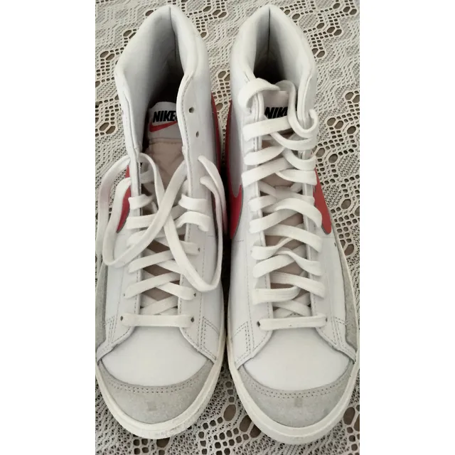 Nike De Dama Blazer Mid'77 Original. Nuevos. Talla 10 (42)