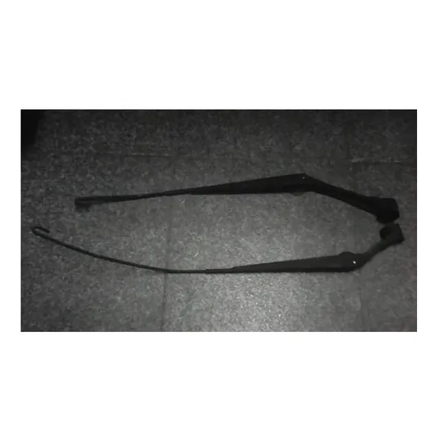 Brazo Limpia Parabrisas Mitsubishi Lancer El Par Usado
