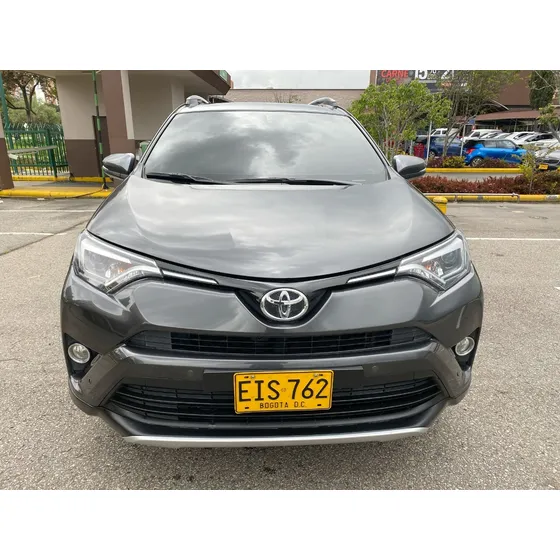 Toyota Rav4 2.0 Street