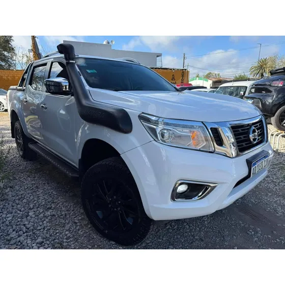 Nissan Frontier 2.3 Le Cd 4x4 Mt