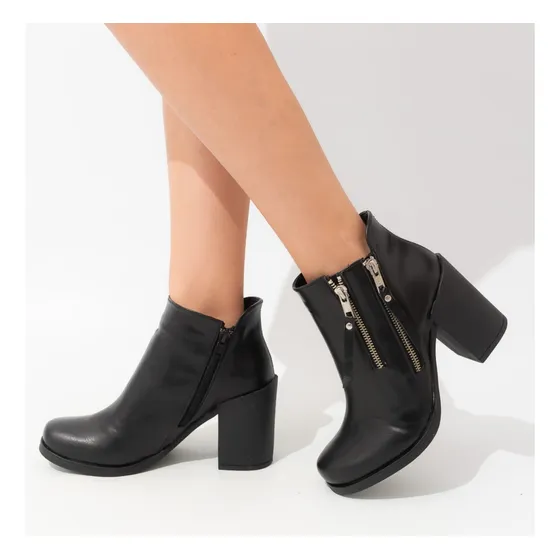 Botas De Mujer Cuero Ecológico Taco Alto Gala Bakanas Shoes