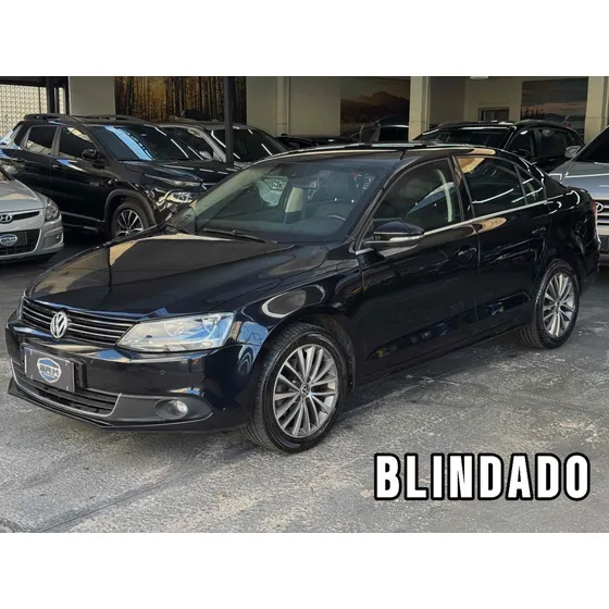 Volkswagen Jetta 2.0 Tsi Highline 200cv Gasolina 4p Tiptronic