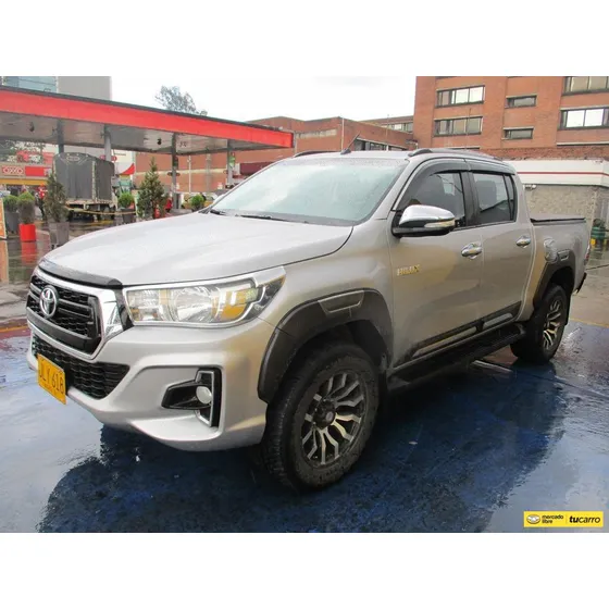 Toyota Hilux Doblecabina 4x4 2400cc Mt Aa