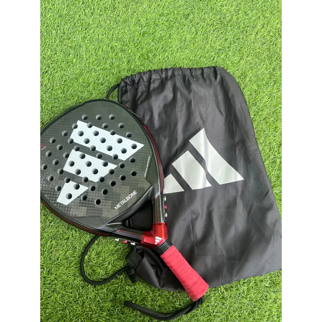 Pala Pádel adidas Metalbone 3.3 2024 Perfecto Estado !!!