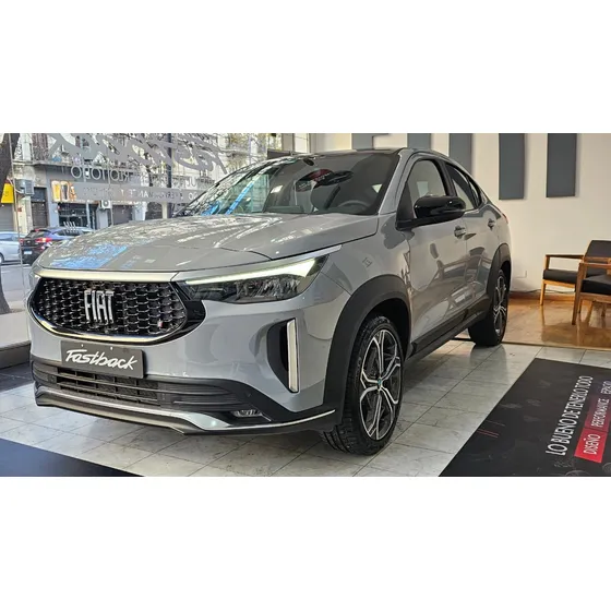 Fiat Fastback 1.3 T270 At6