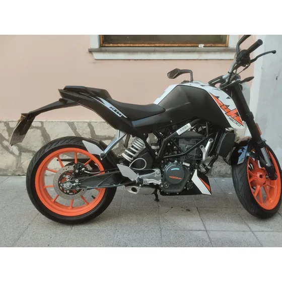 Ktm Duke 200 2021 Impecable Único Dueño 1900 Km