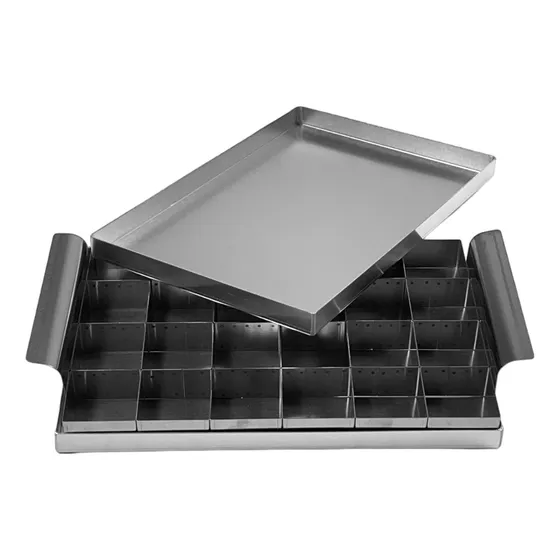 Cortador Para Brownie 5x5 C/ 24 Pedaços + 02 Forma Cor Cinza-escuro Destac Formas