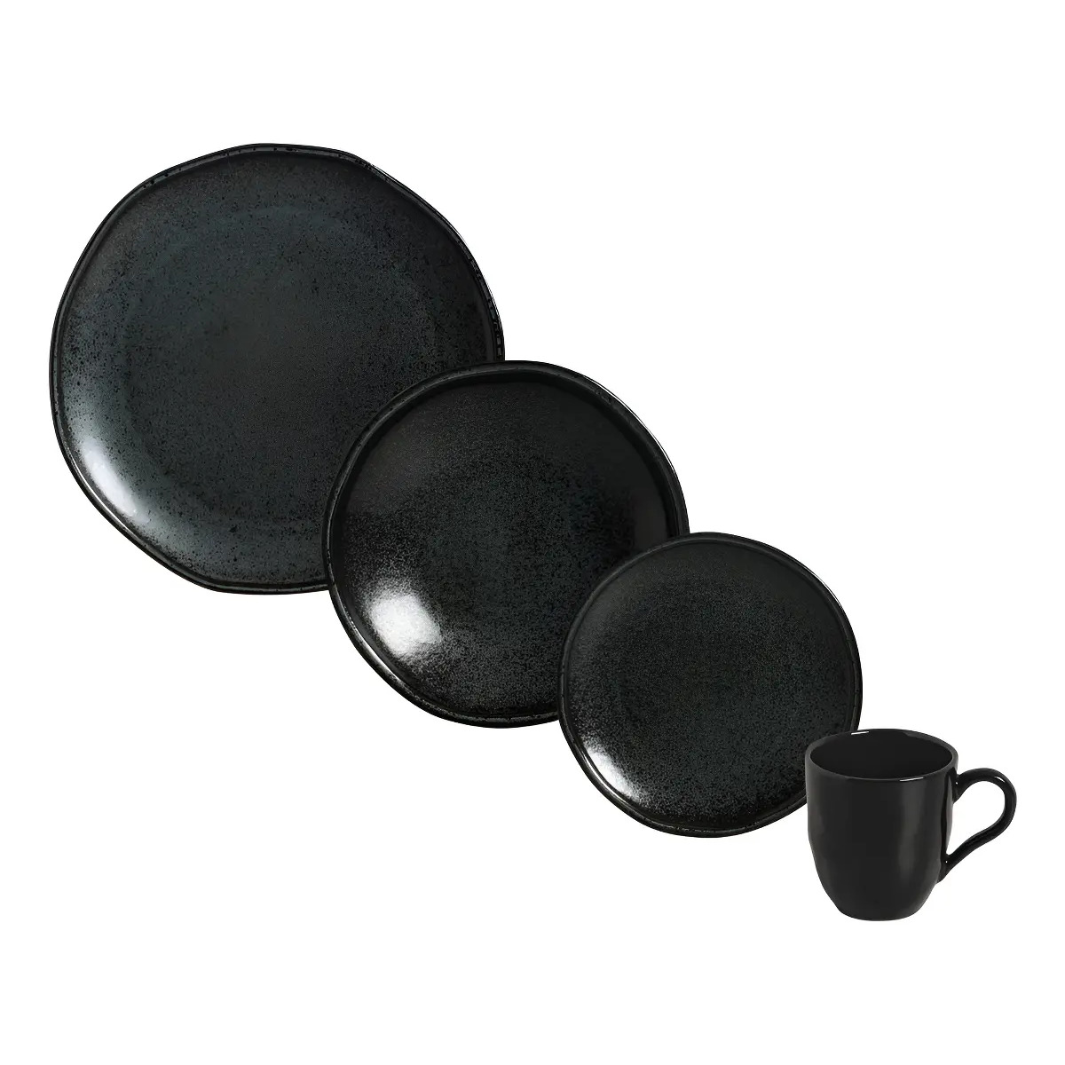 Conjunto de aparelho de jantar Porto Brasil Daily Intense com 16 peças na cor preta, incluindo pratos de diferentes tamanhos e uma caneca dispostos em fundo branco.