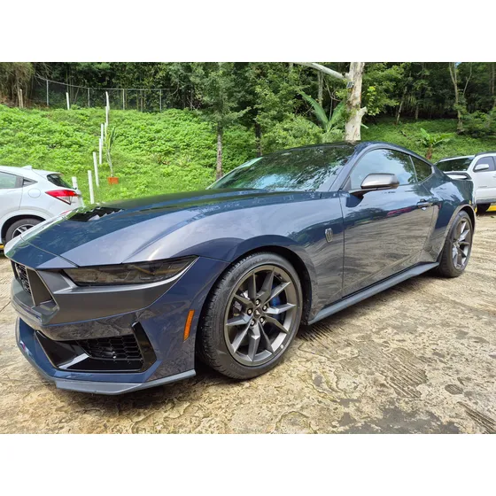 Ford Mustang 5.0 V8 Dark Horse At
