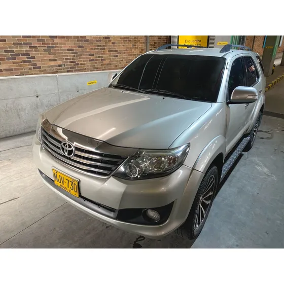Toyota Fortuner 2.7l 4x2