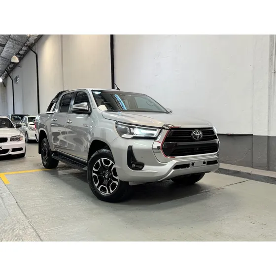Toyota Hilux Pick-up 2.8 Cd Srx 204cv 4x4 At