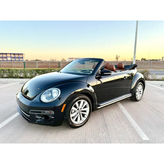 Volkswagen Beetle Convertible Equipado