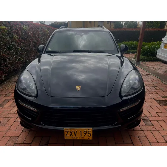 Porsche Cayenne 4.8 Turbo S