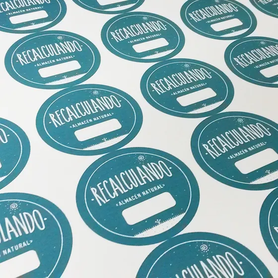 100 Stickers Etiquetas Calcos Redondos Autoadhesivos  3 Cm.
