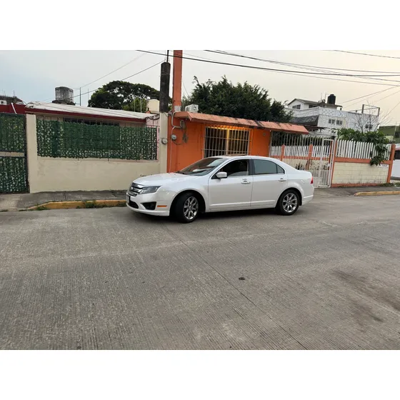 Ford Fusion Sel L4 Ford Interactive System At