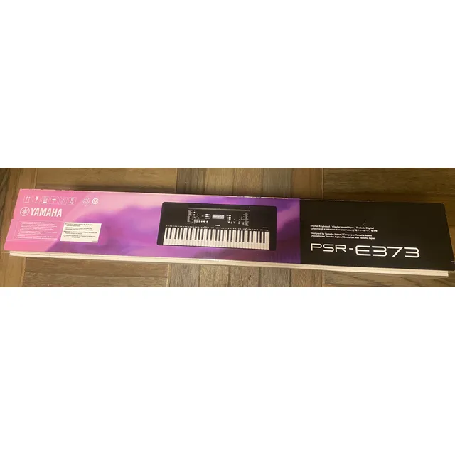 Teclado Yamaha Psr E373 61 Teclad 5/8 Color Negro