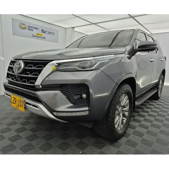 Toyota Fortuner 2024 2.4 Srv