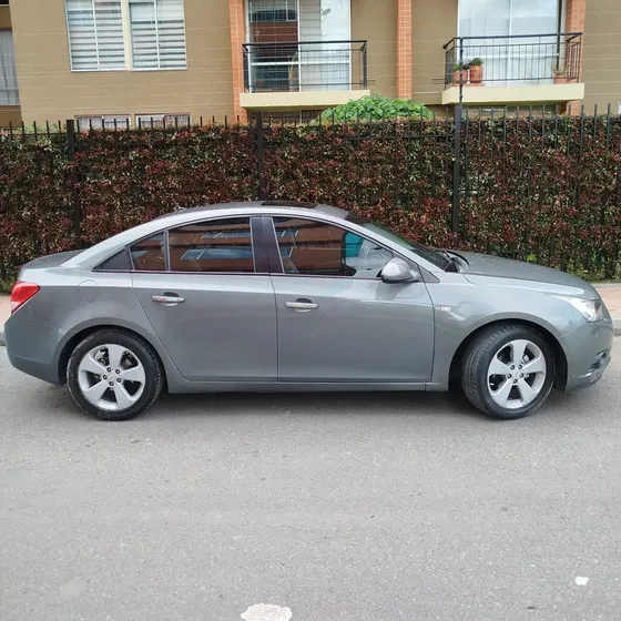 Chevrolet Cruze 2011 1.8 Platinum At