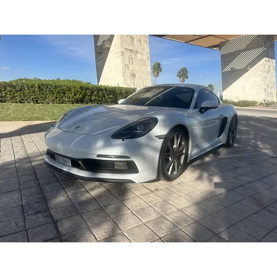 Porsche Cayman Gts