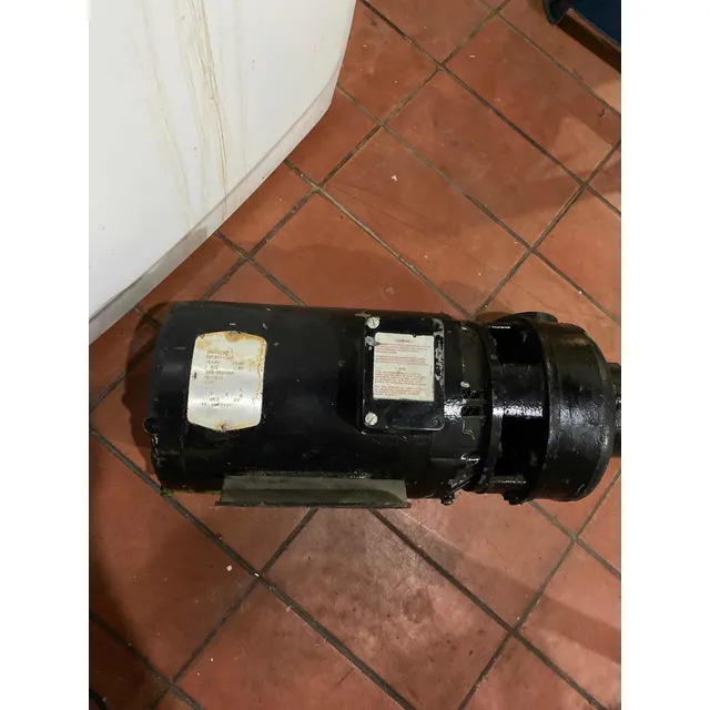 Bomba De Agua Trifásica De 7 1/2 Dp , 3450 Rpm, Marca Jmm