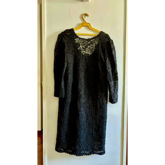 Vestido De Encaje Negro
