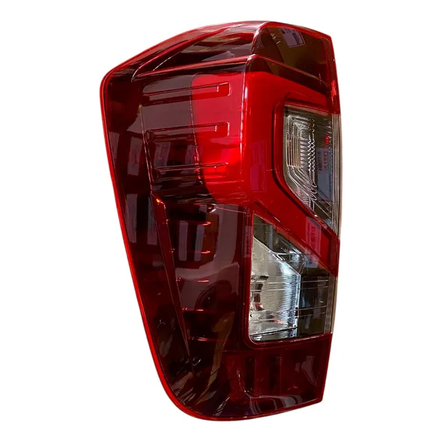 Stop Izquierdo Nissan Frontier Np300 Led 2022 A 2024