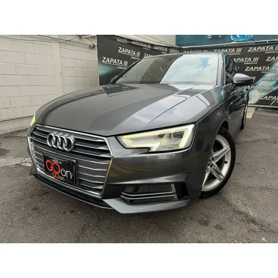 Audi A4 2.0 S Line At