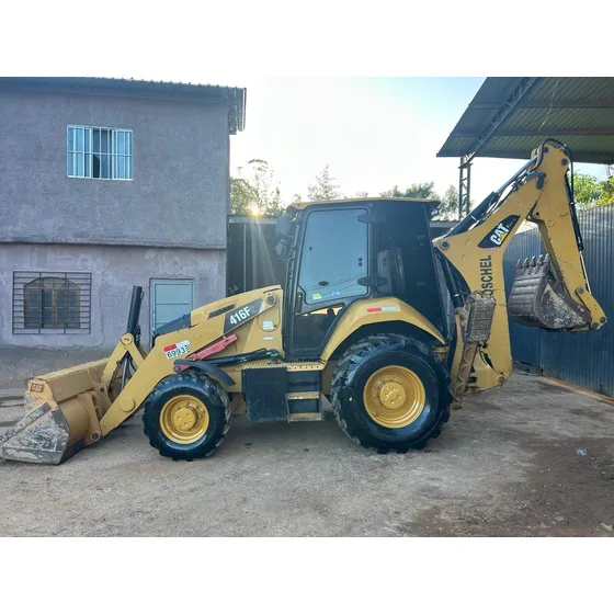 Retroescavadeira Hidráulica Cat 416f2 4x4 Ano 2017
