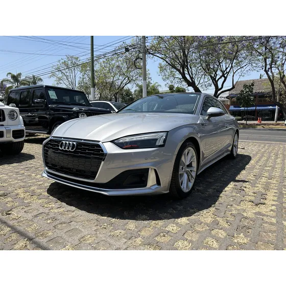 Audi A5 2.0 Select 190hp Dsg