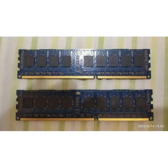Memorias Ram 4gb Pc3l 2rx8 - 10600r Hmt351r7bfr8a-h9 T2 Ab