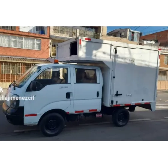 Furgón Kia 2700 Doble Cabina 4x4