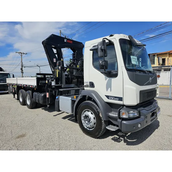 Volvo Vm290 6x4r Traçado - Munck Argos Agi 50 2025