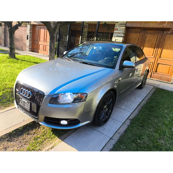 Audi A4 2.0 T Quattro
