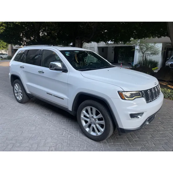 Jeep Grand Cherokee 3.6 Limited Lujo 4x2 Mt