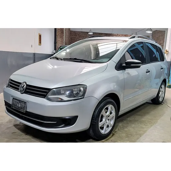 Volkswagen Suran 1.6 Trendline 11b