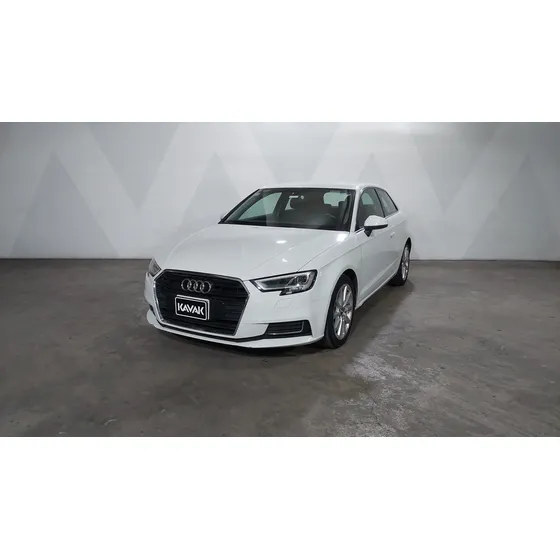 Audi A3 2.0 Select S Tronic