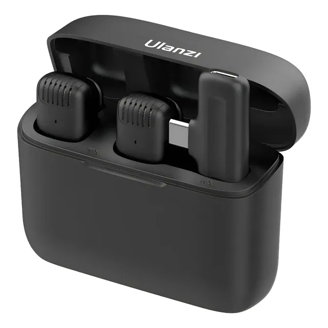 Ulanzi J12 (USB-C, 2 mics)