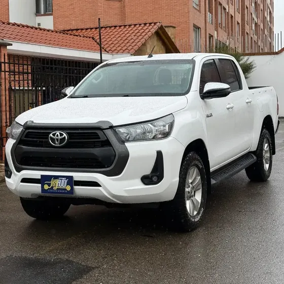 Toyota Hilux 2021 2.4l