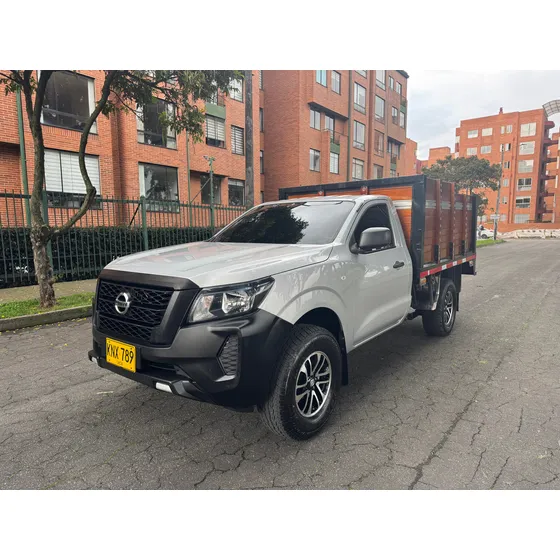 Nissan Frontier Np300 Estacas