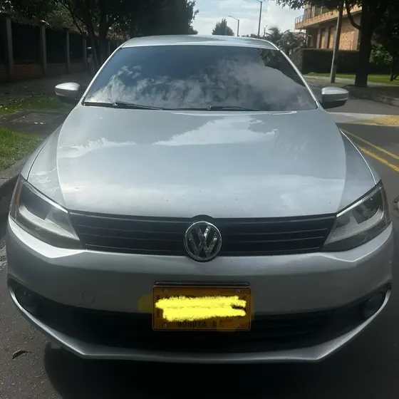Volkswagen Jetta 2014 2.0 Trendline 5 P