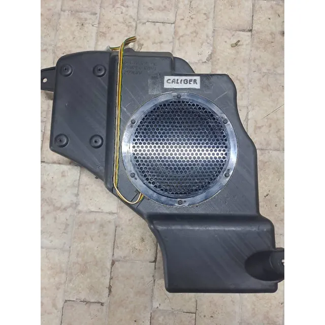 Corneta Bajo De Dodge Caliber Original